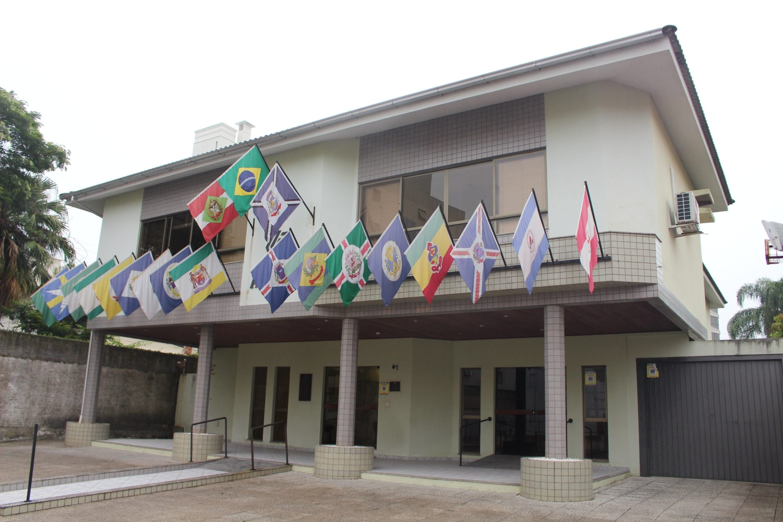 You are currently viewing Amurel promove nesta quarta (30) mais uma reunião com os prefeitos eleitos dos municípios associados