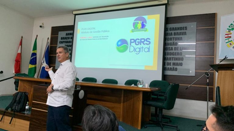 Read more about the article Associados participam de treinamento sobre o PGRS Digital