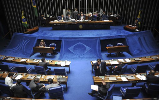 Read more about the article No Plenário, senador alerta para falência dos Municípios e a possibilidade de rejeição das contas