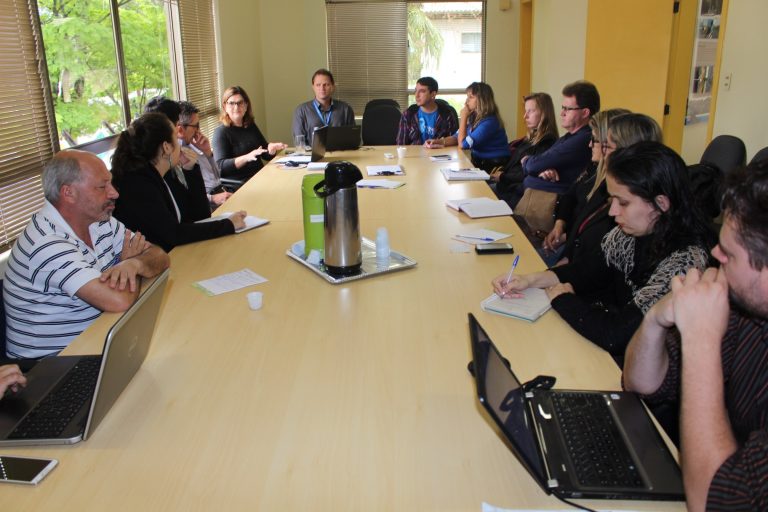 Read more about the article Na última reunião do ano, colegiado de convênios conhece o PGO e avaliação do Representante Caixa