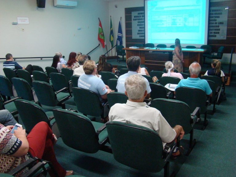 Read more about the article Conselho Municipal de Saúde de Tubarão reuniu-se na Amurel