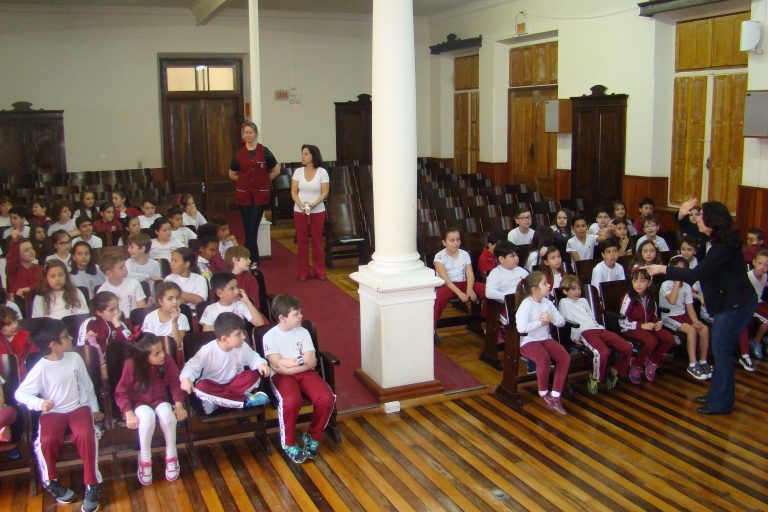 Read more about the article Comitê ofereceu palestra a alunos do colégio São José, em Tubarão