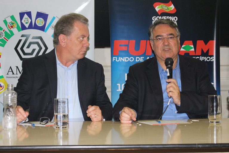 Read more about the article Governador anuncia Fundam 2 em visita à Amurel