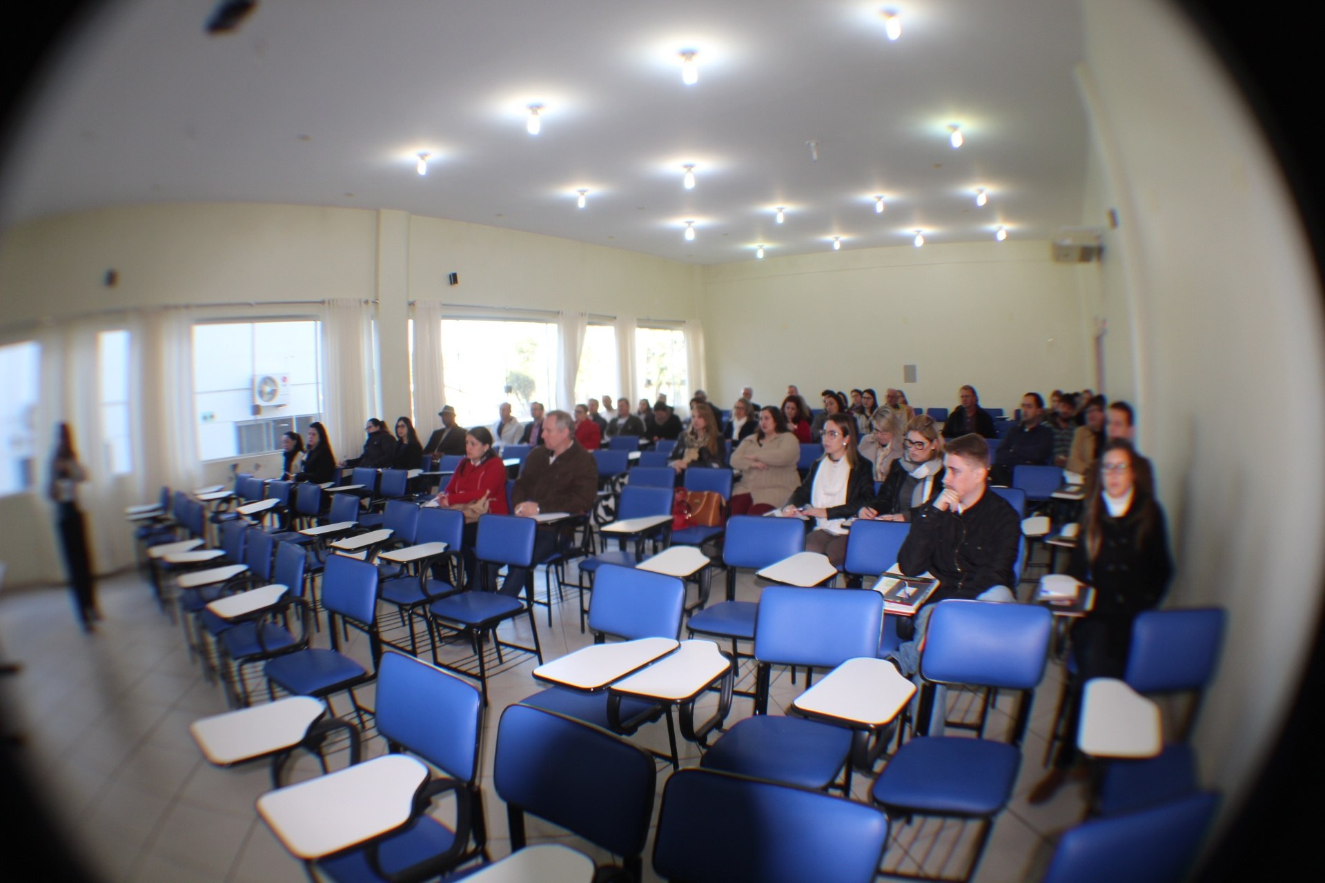 You are currently viewing Ciclo de Estudos de Controle Público da Administração Municipal reúne quase 200 pessoas até o final da tarde