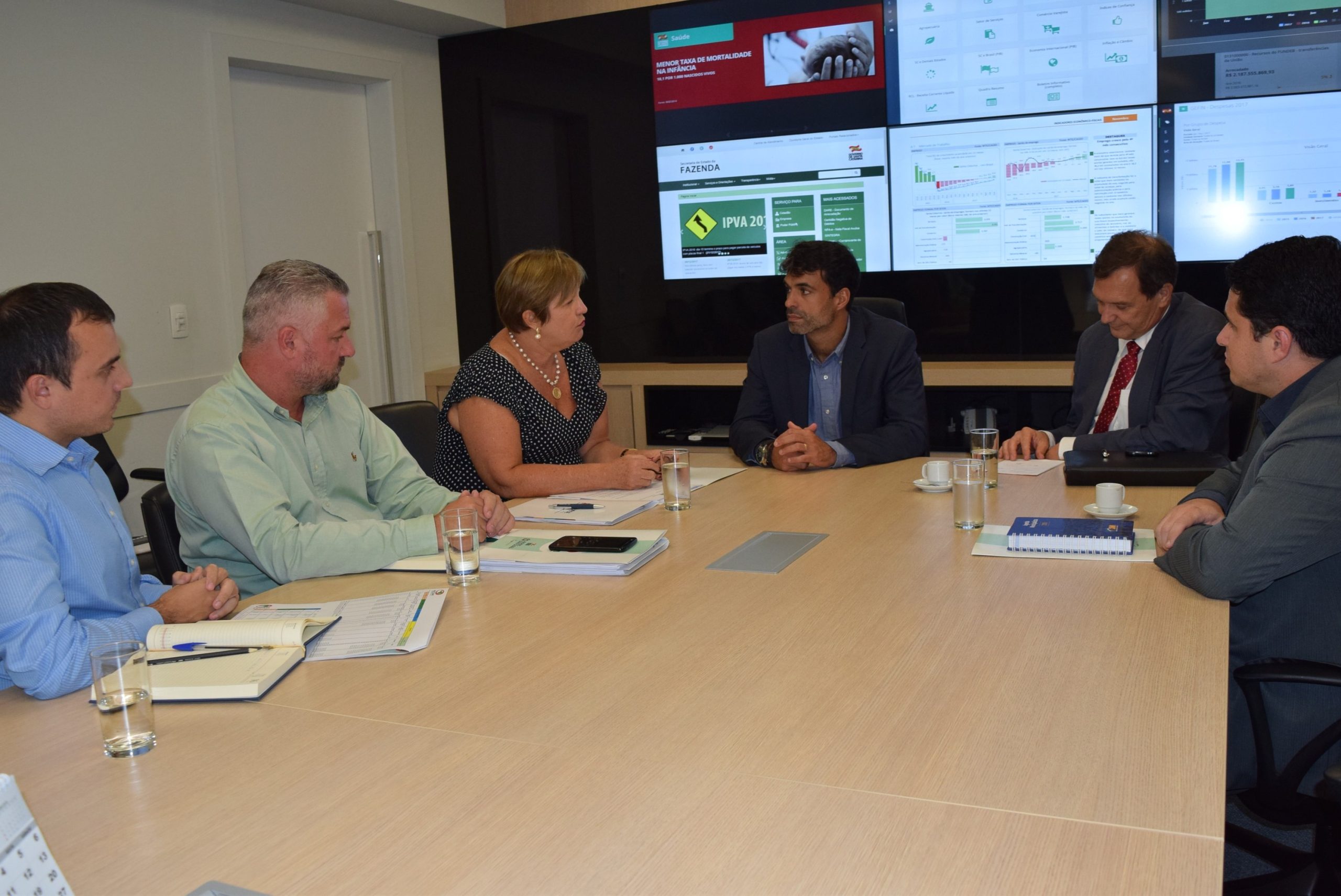 You are currently viewing Assuntos de interesse dos municípios são pauta de reuniões nas Secretarias da Fazenda e Educação