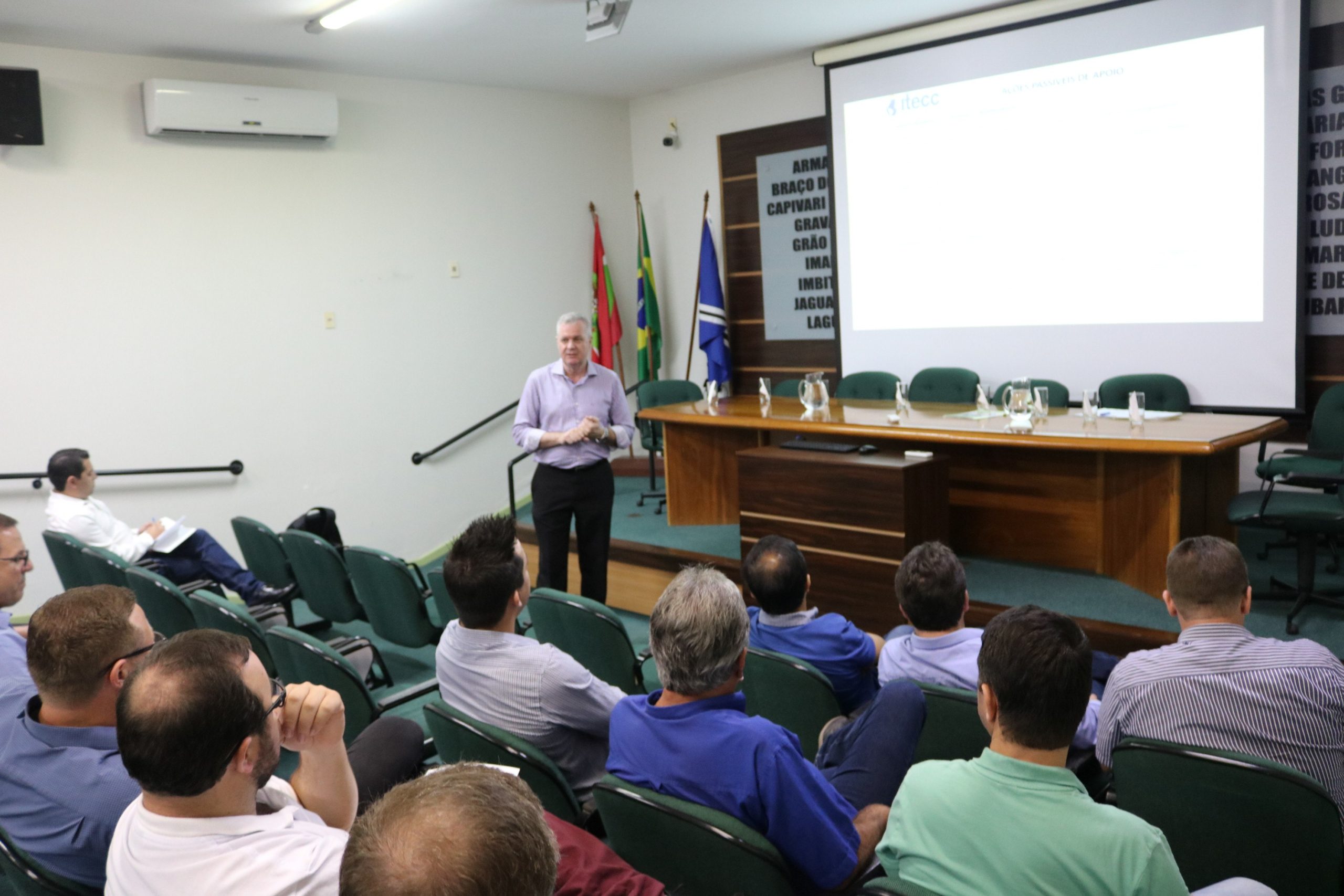 You are currently viewing Prefeitos definem representantes da região nas eleições do sistema Fecam