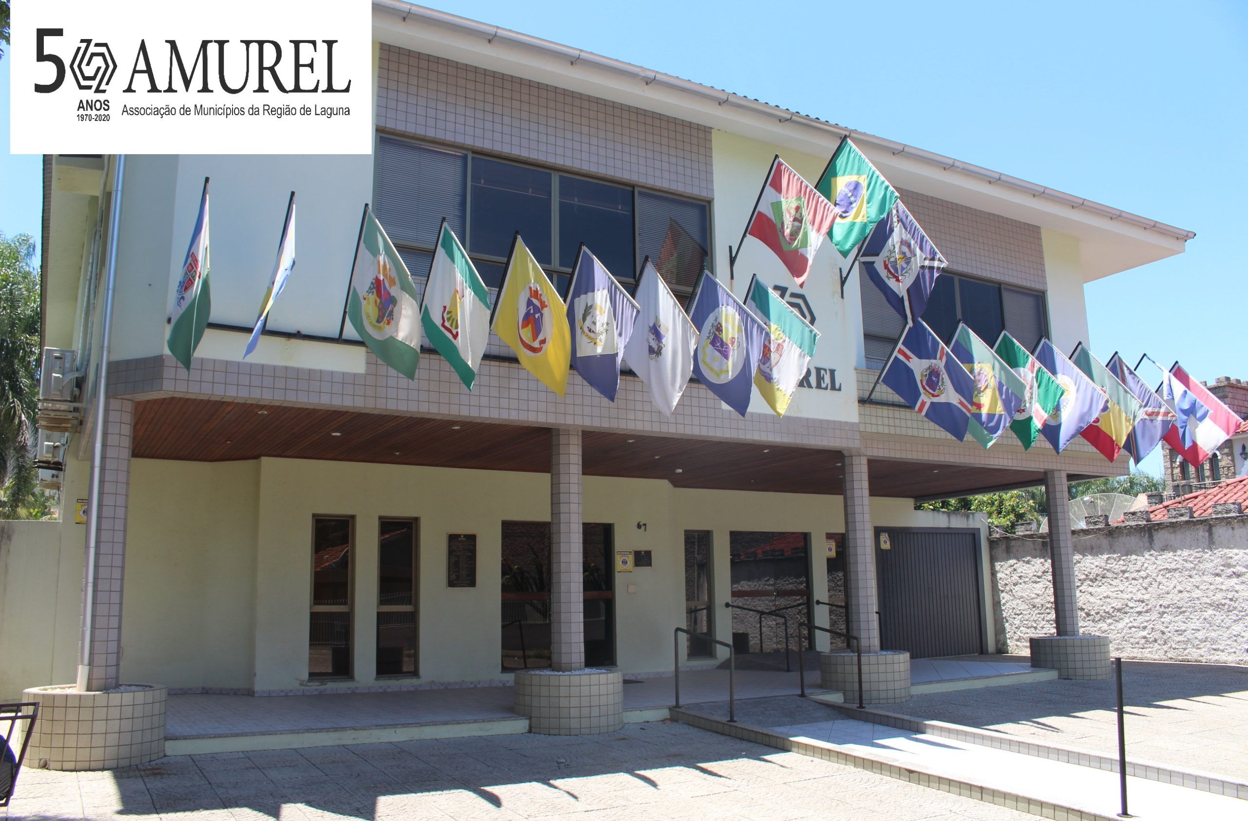 You are currently viewing Prefeitos e secretários de educação avaliam possível retomada das aulas