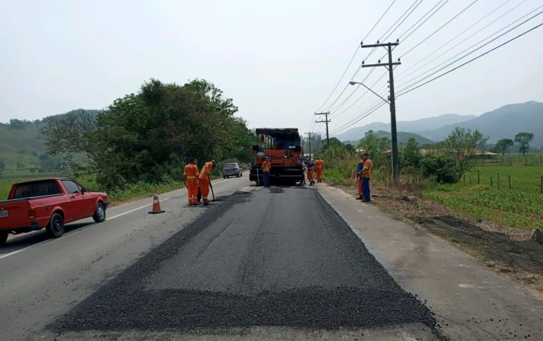 Read more about the article Começa a recuperação do trecho da rodovia entre Gravatal e Armazém