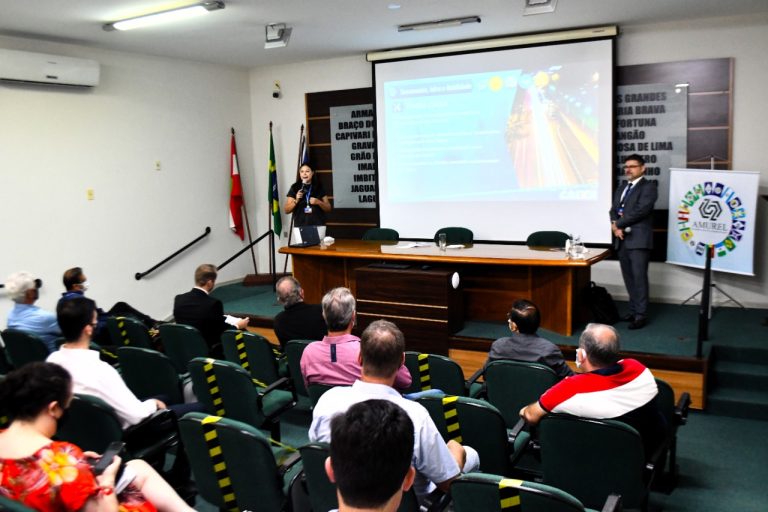 Read more about the article Caixa realiza apresentação a prefeitos da AMUREL