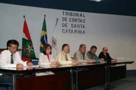 Read more about the article Colegiado elege nova diretoria  e busca reivindicações junto ao TCE