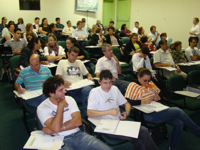 Read more about the article Treinamento para Captação de Recursos, reuniu nos dias 05 e 06 de maio, na sede da AMUREL, mais de 50 pessoas