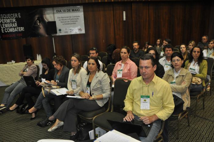 Read more about the article Assessores de imprensa de prefeituras da região participam de congresso