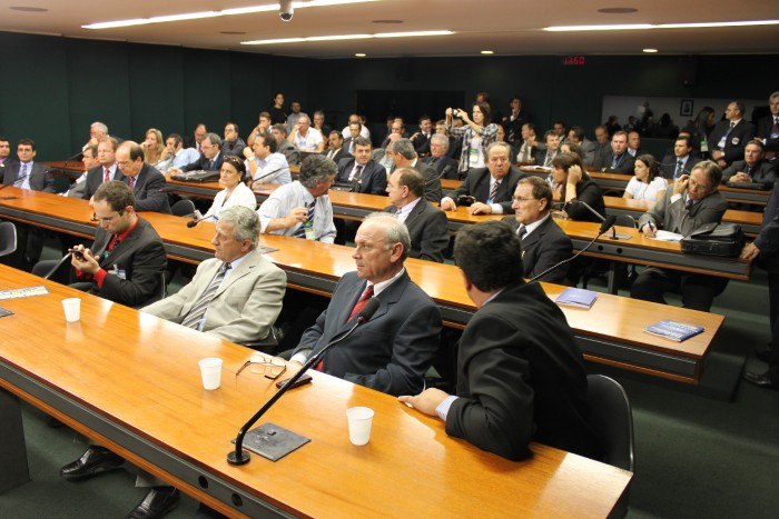 You are currently viewing Marcha a Brasília: prefeitos de Santa Catarina têm encontro com a bancada federal catarinense no Congresso Nacional