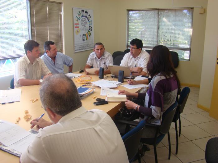 Read more about the article Hoje o colegiado de Defesa Civil da AMUREL realizou sua 7ª reunião