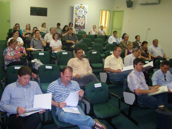 Read more about the article AMUREL e CIS-AMUREL convoca prefeitos para Assembléias