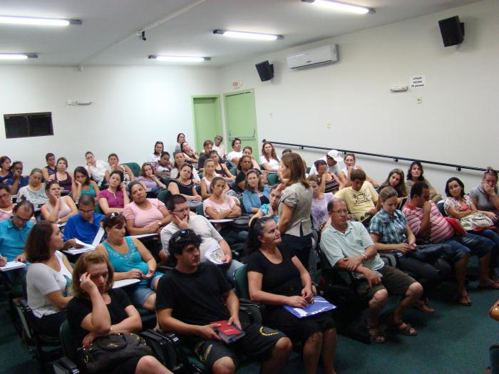 Read more about the article Formação para professores do programa Correção de Fluxo aconteceu na sede da AMUREL