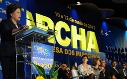 Read more about the article XV Marcha à Brasília em Defesa do Municípios – Presidente da República Dilma Rousseff presente dia 15 às 10h30m