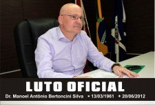 Read more about the article Tubarão em luto: morre o prefeito Manoel Bertoncini