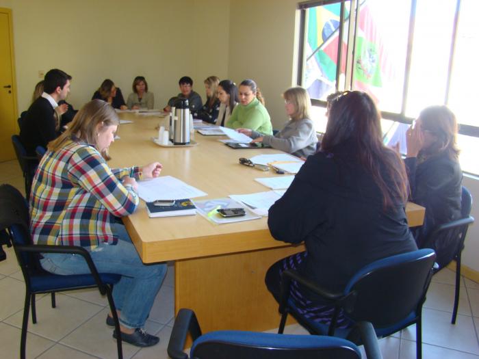 Read more about the article Câmara Técnica de Saúde Mental da Amurel faz reunião para tratar da estruturação da rede psicossocial da região