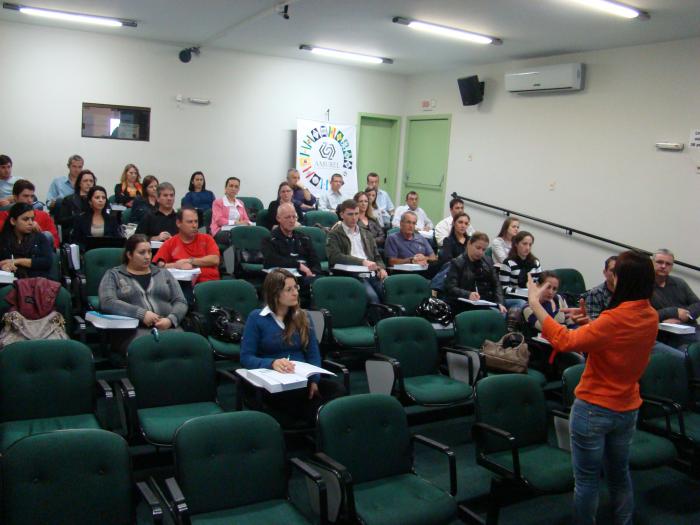 You are currently viewing Aspectos gerais de contabilidade é o tema de abertura do curso sobre a nova contabilidade pública, hoje (13), na AMUREL