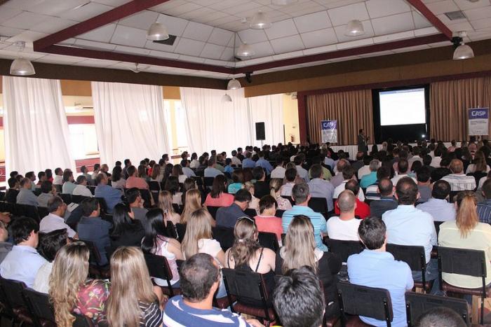 You are currently viewing AMUREL acompanha contadores dos municípios associados em evento regional