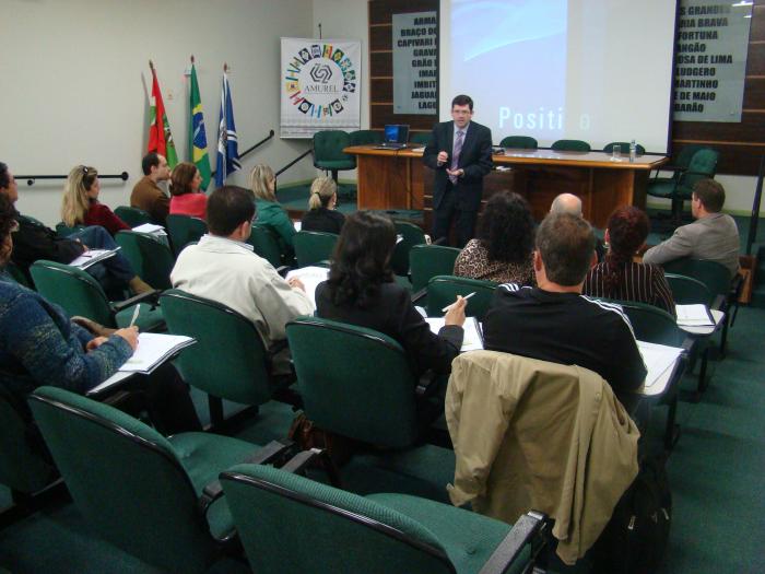 Read more about the article Capacitação para elaboração de PPA, LDO e LOA aconteceu nessa sexta (24)