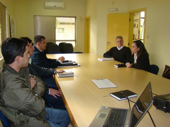 You are currently viewing Grupo de trabalho do Consórcio Catarina se reuniu hoje na AMUREL