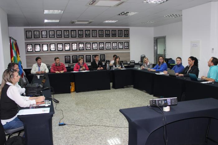 You are currently viewing Colegiado estadual de assessores de comunicação faz reunião em Concórdia