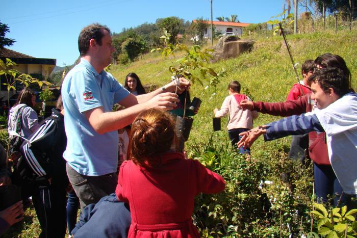 Read more about the article Comitê comemora o Dia Mundial de Combate à Poluição em três cidades da Bacia