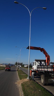 Read more about the article Tubarão – Trecho da Av. Pedro Zapelini ganha iluminação