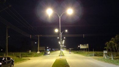 You are currently viewing Tubarão – Avenida Pedro Zapelini já está iluminada