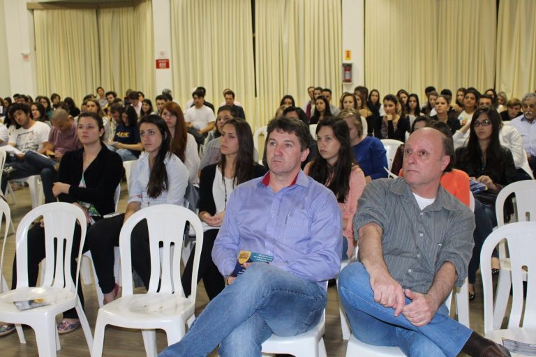 Read more about the article Equipe da AMUREL participa de I Seminário Regional de Arquitetura e Urbanismo