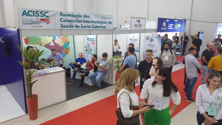 Read more about the article CIS AMUREL e FECAM presentes no 8° Congresso de Secretarias Municipais de Saúde de Santa Catarina