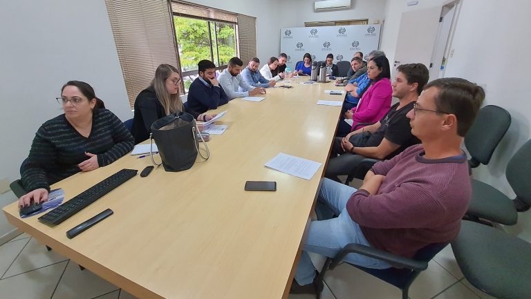 Read more about the article Colegiado de Meio Ambiente da AMUREL realiza reunião de outubro 2023