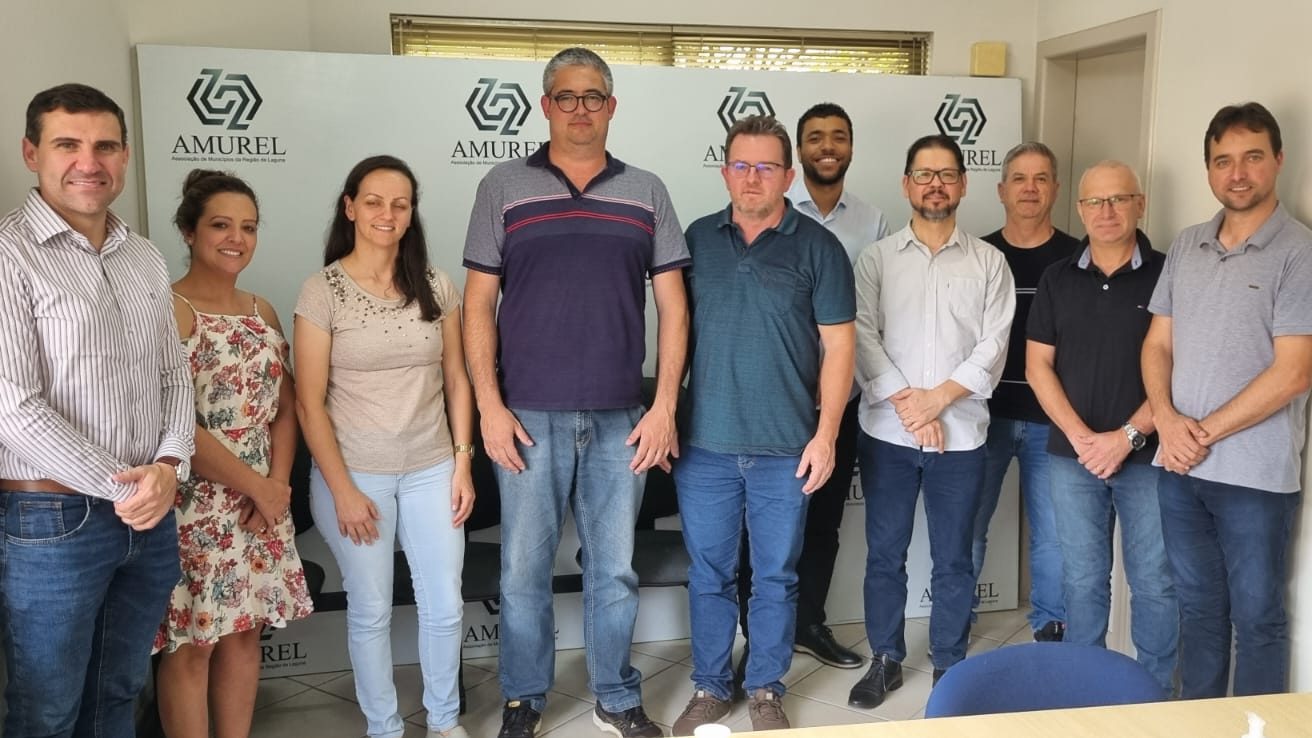 You are currently viewing Reunião do Colegiado de Secretários de Administração e Fazenda da AMUREL debatem estratégias para o futuro e decidem nova liderança 