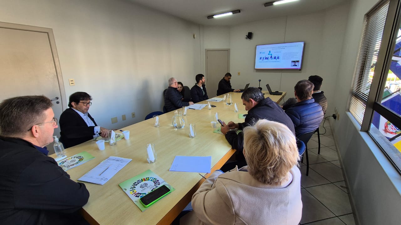 You are currently viewing Prefeitos debatem temas importantes para a Região em Assembleia da Amurel