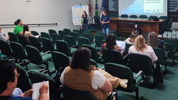 Read more about the article Comitê Tubarão e Complexo Lagunar faz apresentação em reunião do Colegiado de Educação da AMUREL